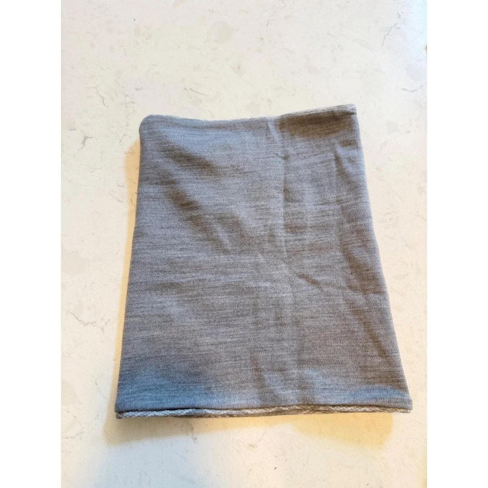 Smartwool Neck Gaiter Reversible Merino Wool Grey Geometric Pattern Scarf Unisex